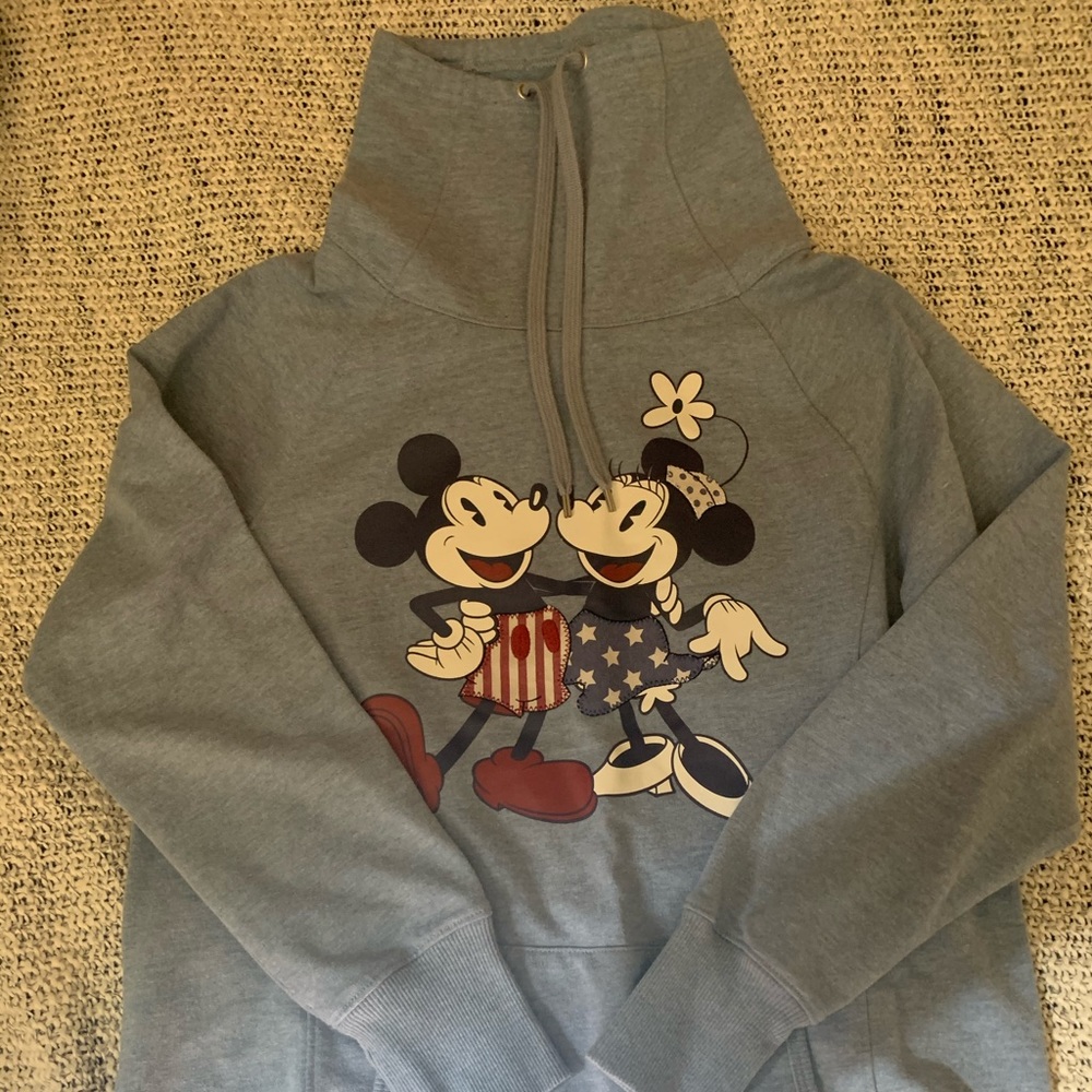 Mickey & Minnie sweater